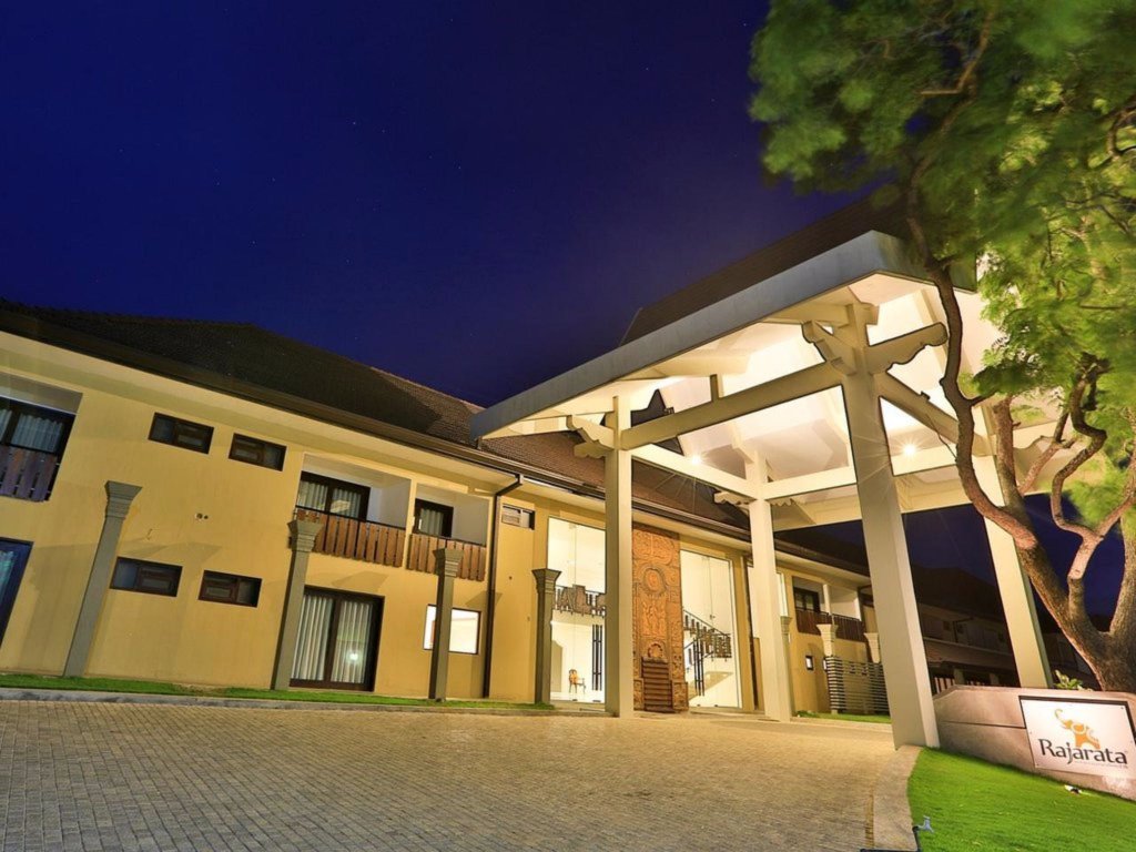 Фото Rajarata Hotel