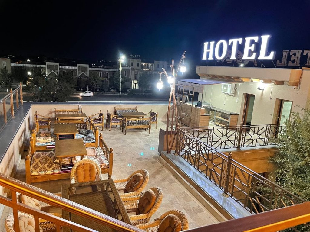 Фото отеля 2