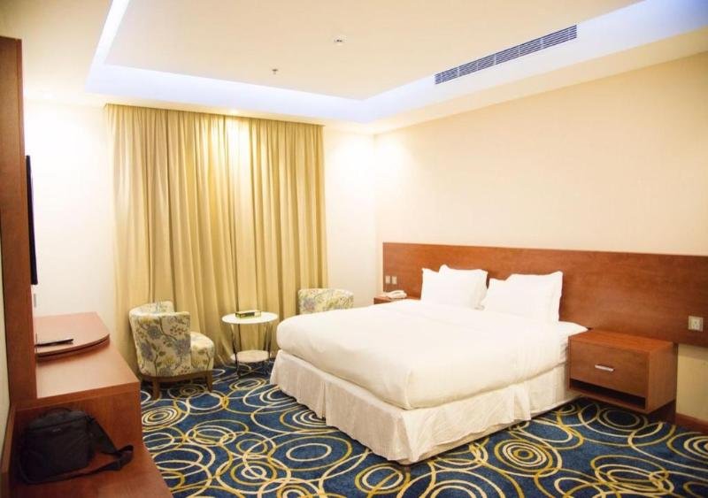 Фото Carawan Hotel Jeddah