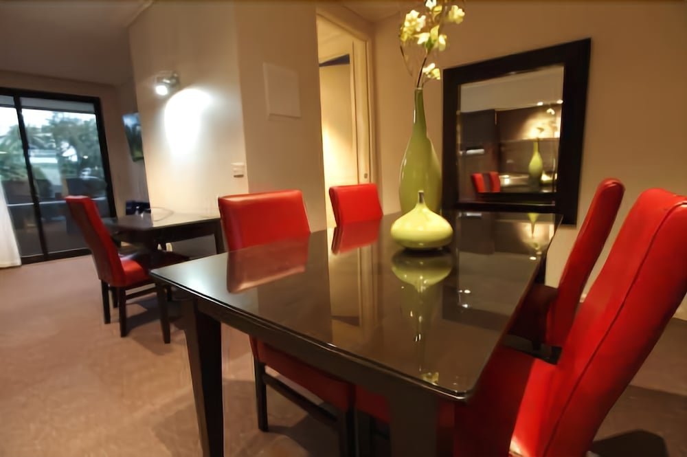 Фото May Park Executive Apartments