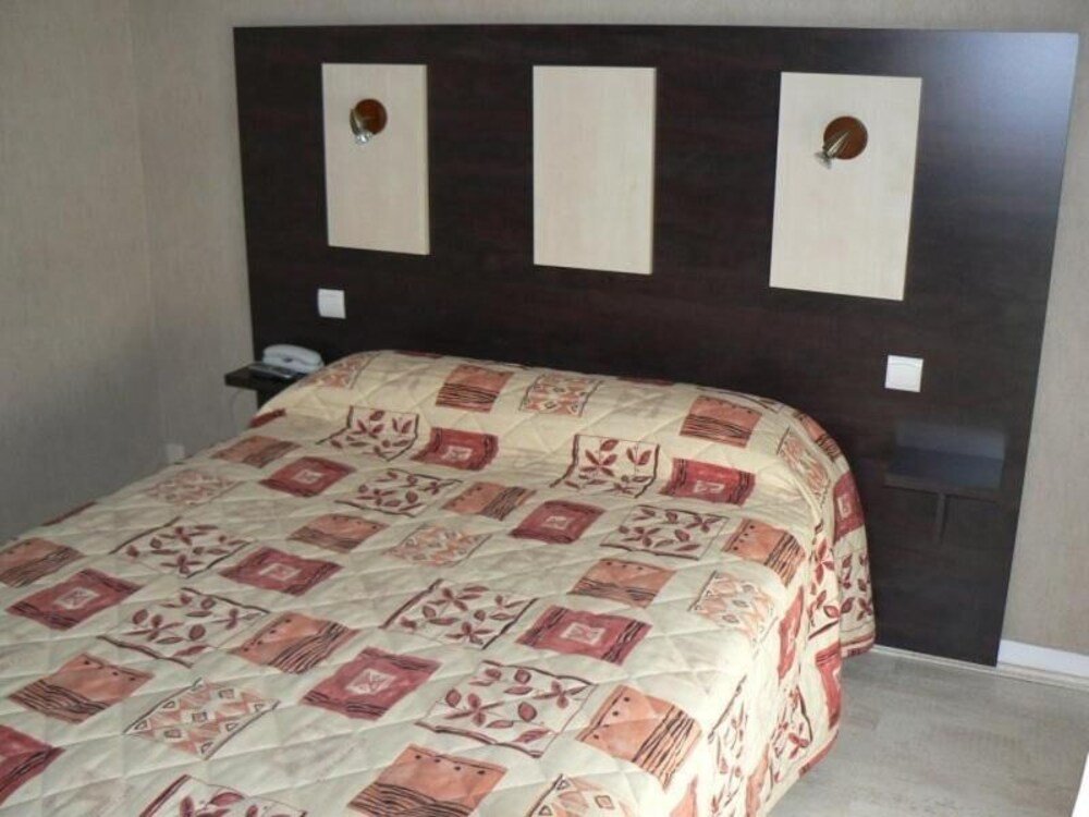 Фото Hotel du Commerce