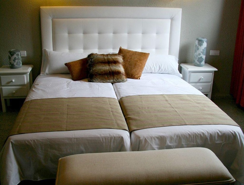 Фото Hotel El Pradet