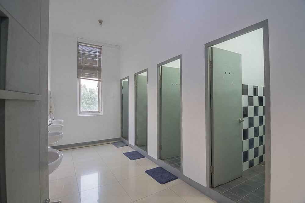 Фото RedDoorz Near Braga Street