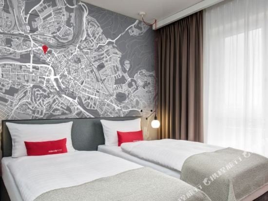 Фото IntercityHotel Wiesbaden