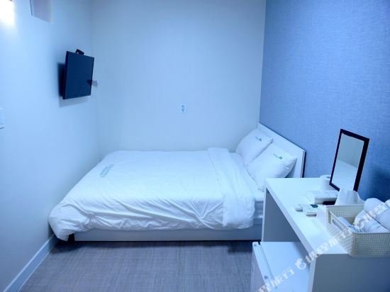 Фото Road House Myeongdong