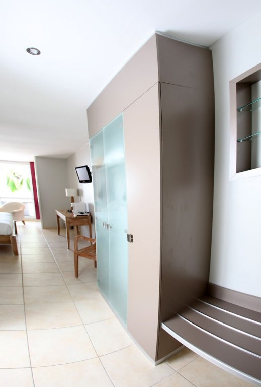 Фото Hotel La Pagerie