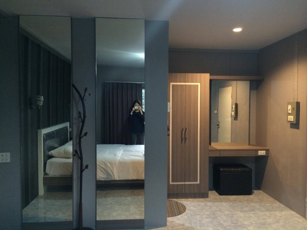 Фото Bhundaree Richy