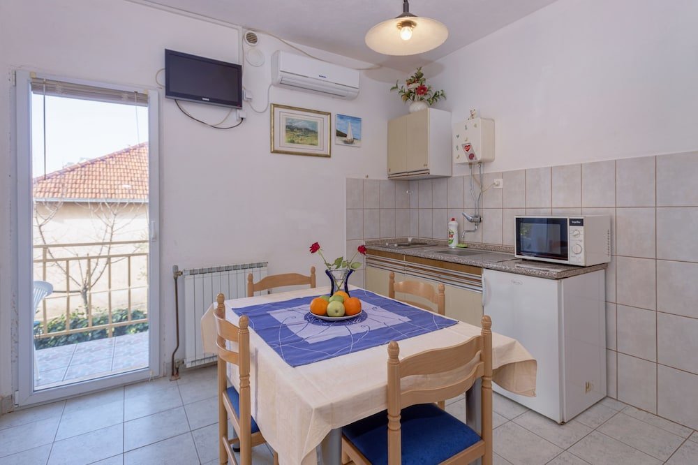 Фото Apartments Pharos & Hector