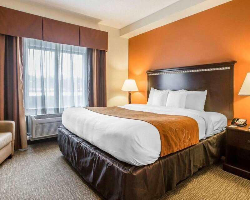 Гостиница Comfort Suites Atlanta Airport