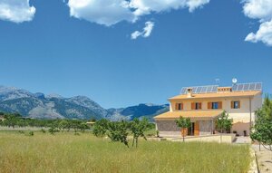 Amazing Home in Moscari, Selva With Wifi and 4 Bedrooms