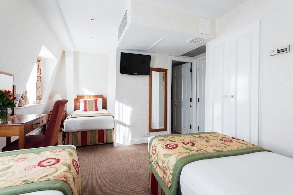 Фото Byron Hotel London