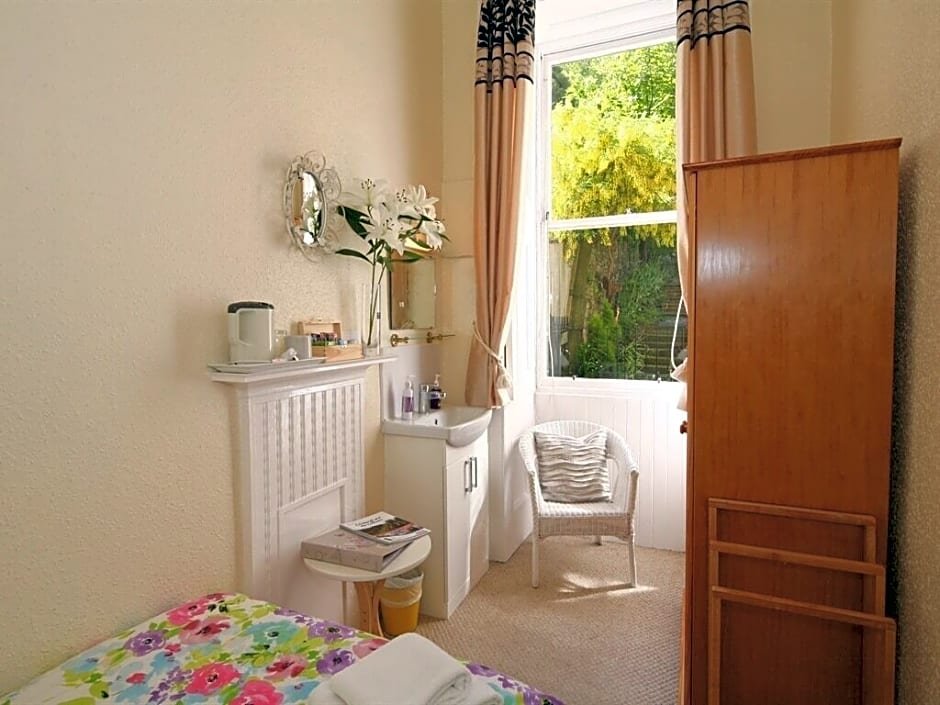 Фото Halcyon Hotel