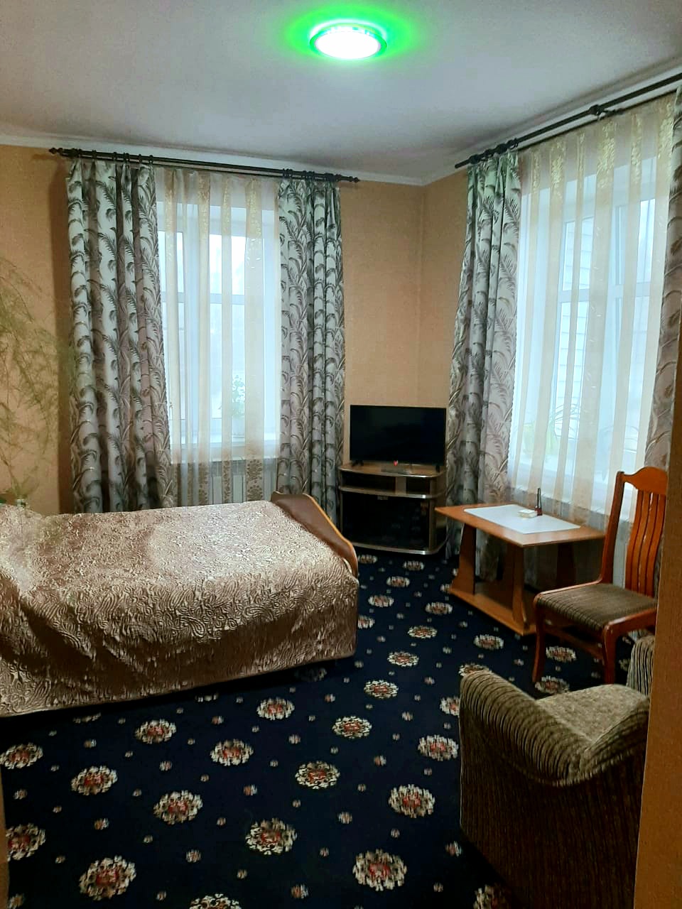 Фото отеля 3