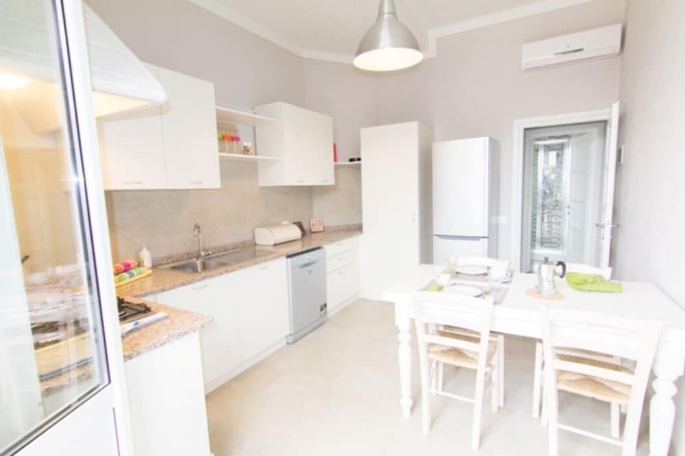 Фото Gemini Apartments