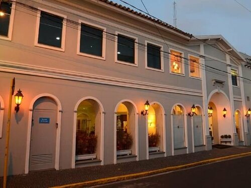 Гостиница Hotel Colonial Plaza в Иту
