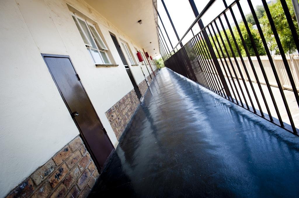 Фото Bm Gardens Apartment Hotel