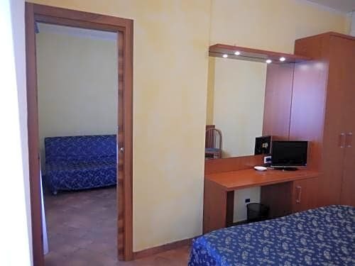 Фото Albergo dei Leoni