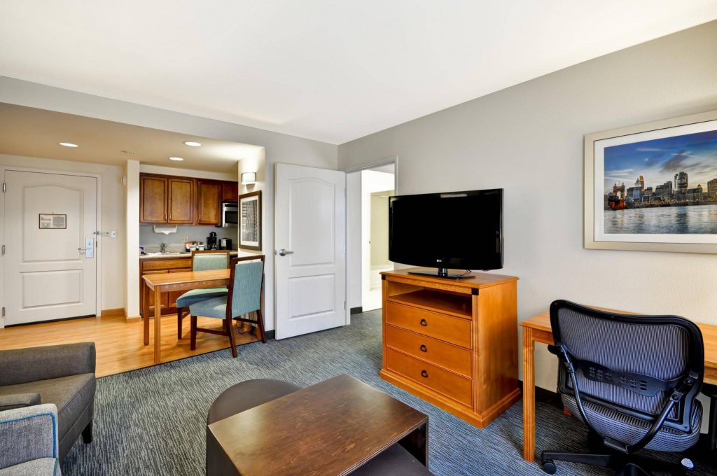 Фото Homewood Suites by Hilton Cincinnati-Milford