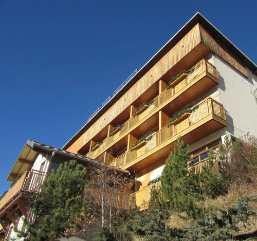 Гостиница Hôtel Les Catrems в Бриансоне