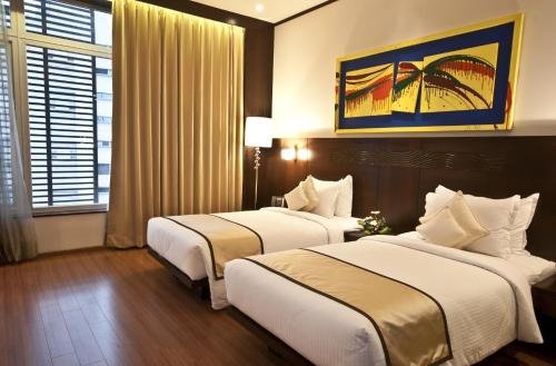 Фото Monotel Luxury Business Hotel
