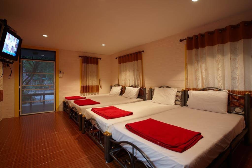 Фото Baan Suan Chan Resort