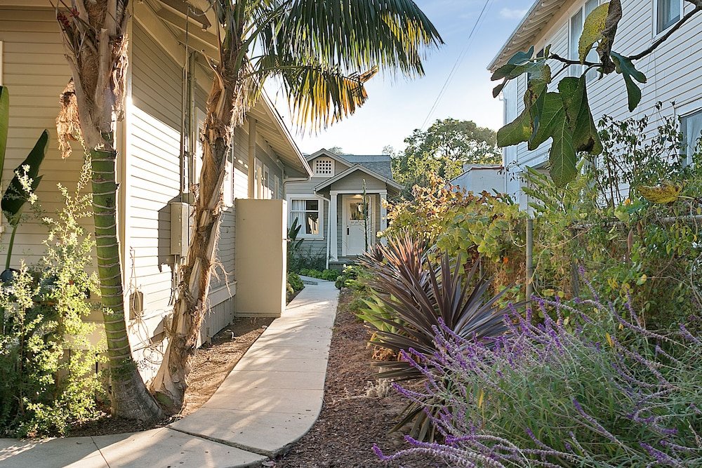Фото 727 De La Vina Apartment 1 Bedroom 1 Bathroom Apts
