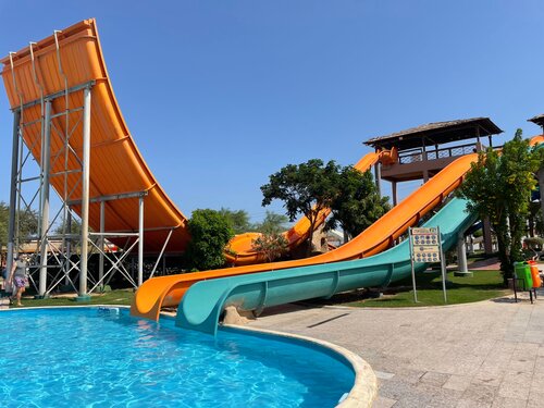 Гостиница Pickalbatros Aqua Park Resort в Хургаде