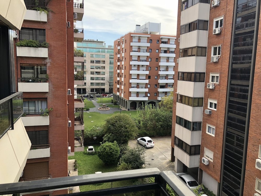 Фото Golf Tower Suites & Apartments