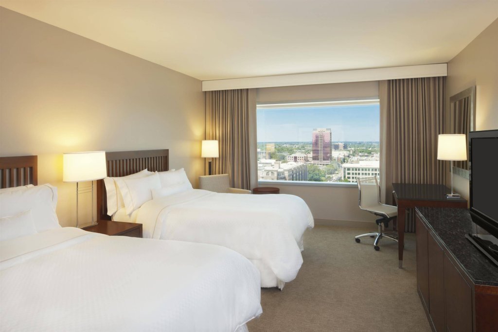 Фото The Westin Charlotte