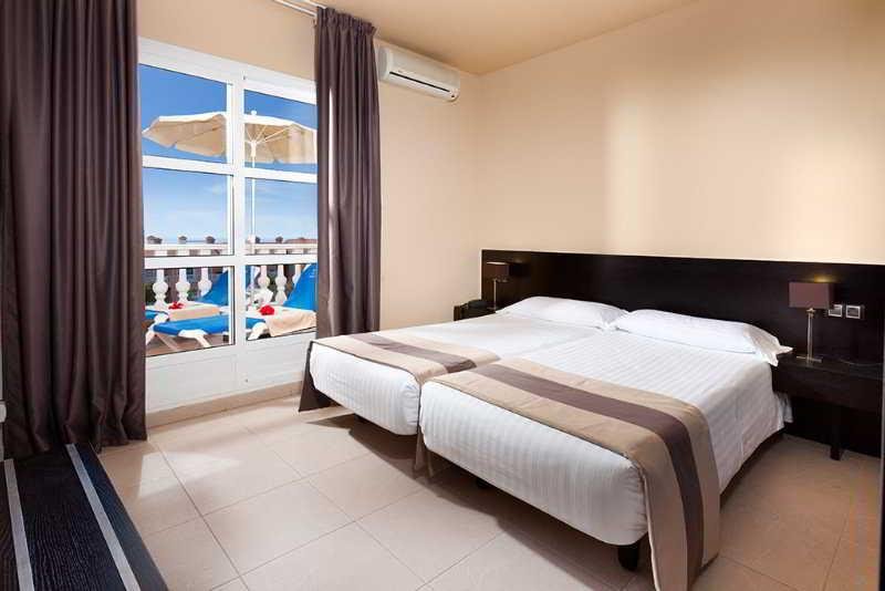 Фото Hotel El Duque