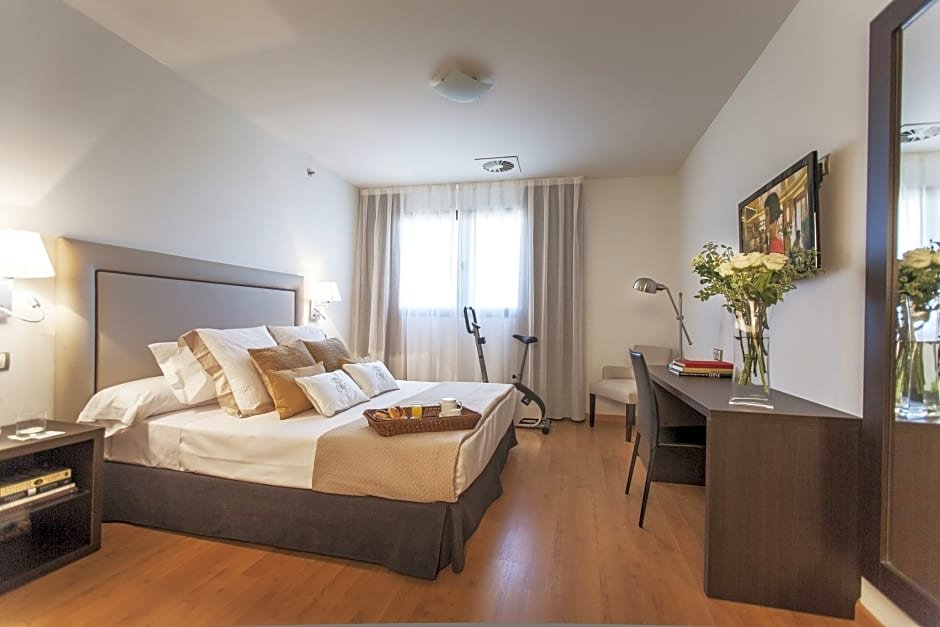 Фото Hotel Dome Madrid