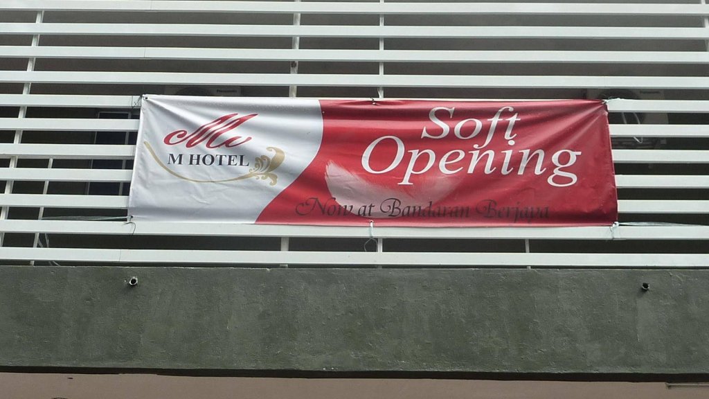 Фото One Hotel Sadong Jaya