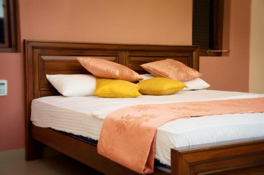 Фото The Airport Villa