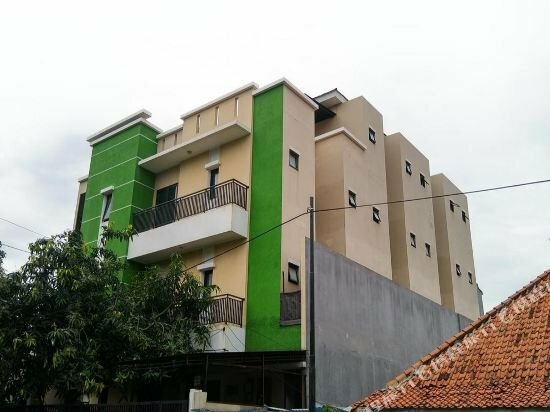 Hotel RedDoorz Plus near Trisakti University, Jakarta, photo