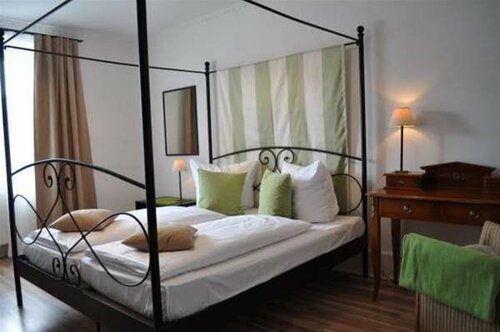 Гостиница Hotel Schloss Ort в Пассау