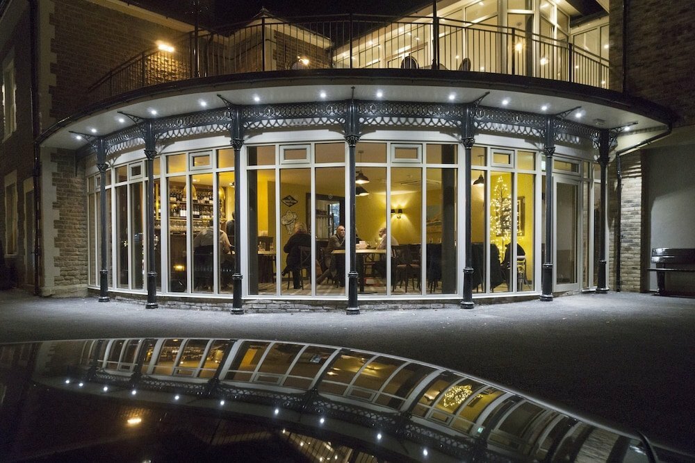 Hotel Harper's Steakhouse with Rooms, England, photo