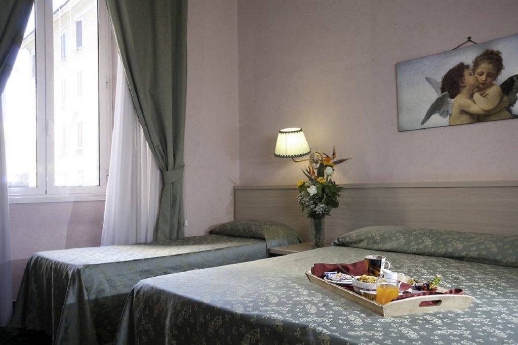 Фото Priscilla Hotel