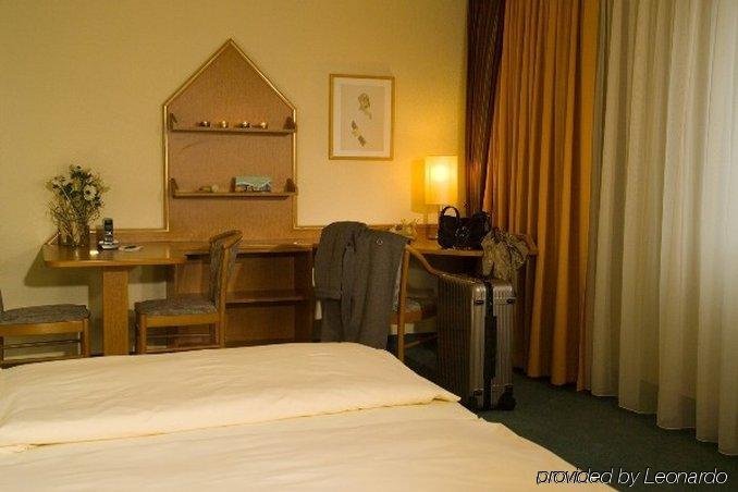 Фото Hotel Residenz Oberhausen