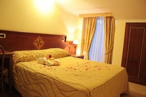 Lion's Hotel (Calabria, Catanzaro, Falerna), hotel