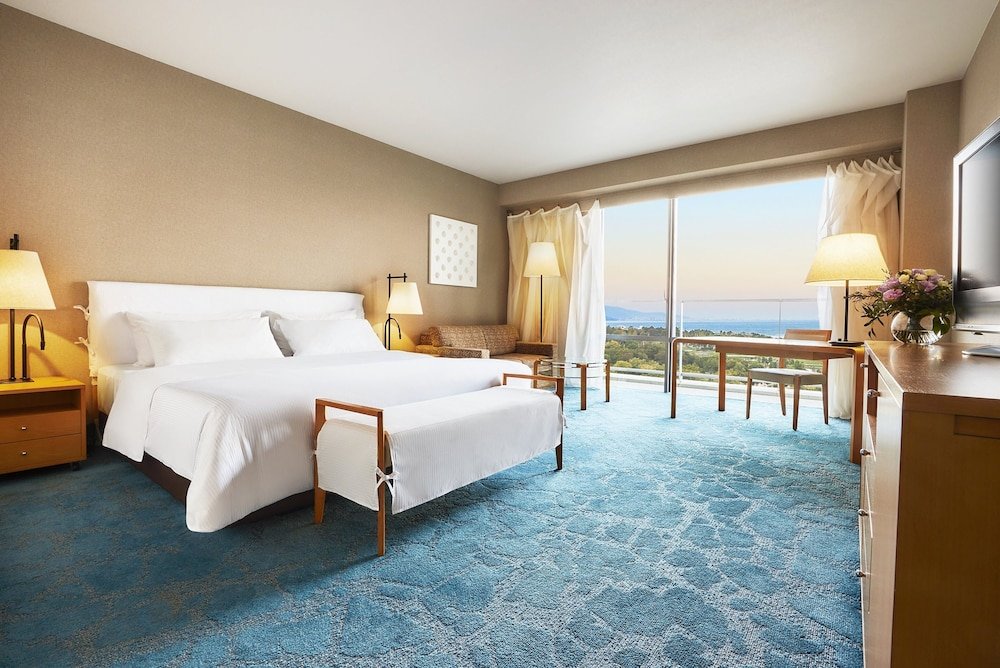 Фото Hotel Crimson Palace