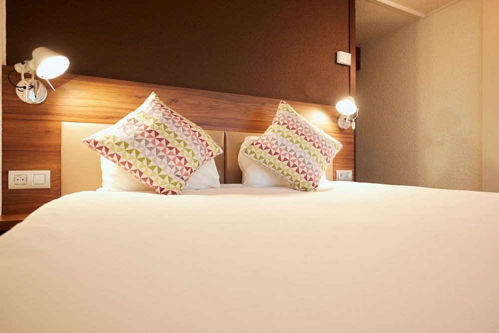 Фото Hotel Premiere Classe Pau Est Bizanos