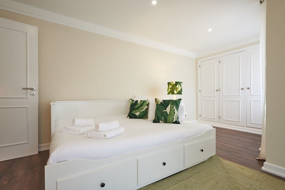 Фото Seafront Beach Villa - Unit 2