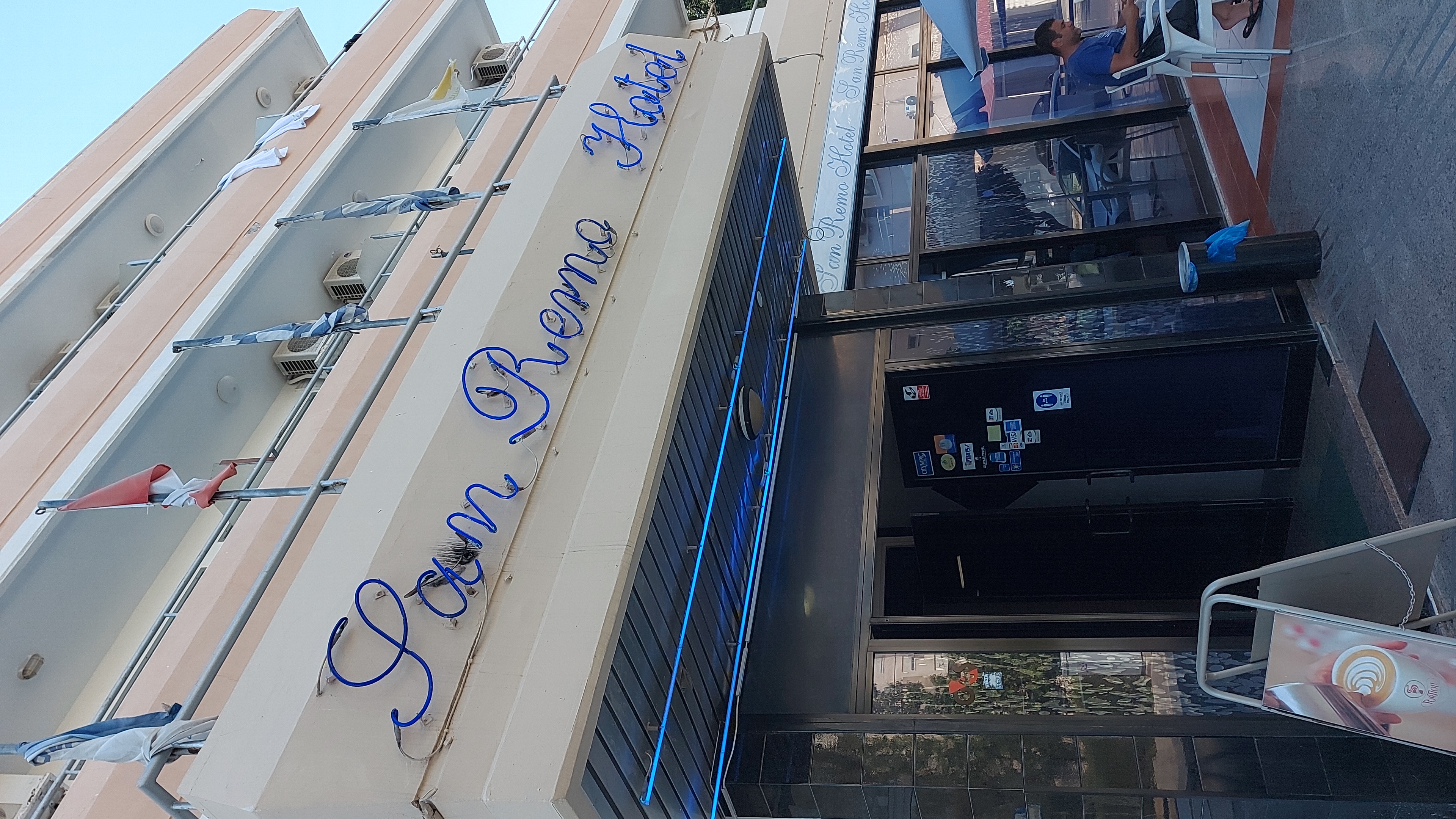 Фото San Remo Hotel