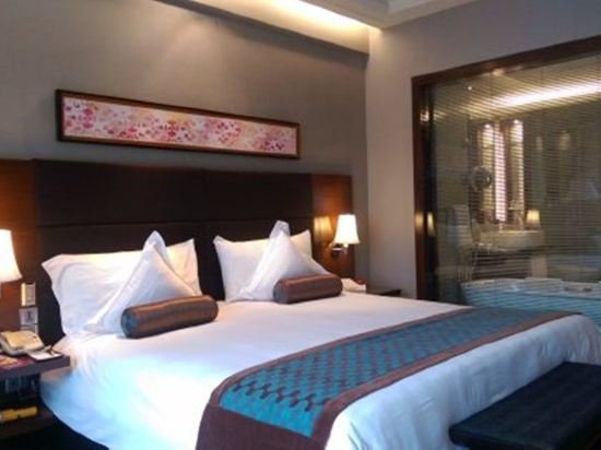 Фото Crowne Plaza Hotel Gurgaon, an Ihg Hotel