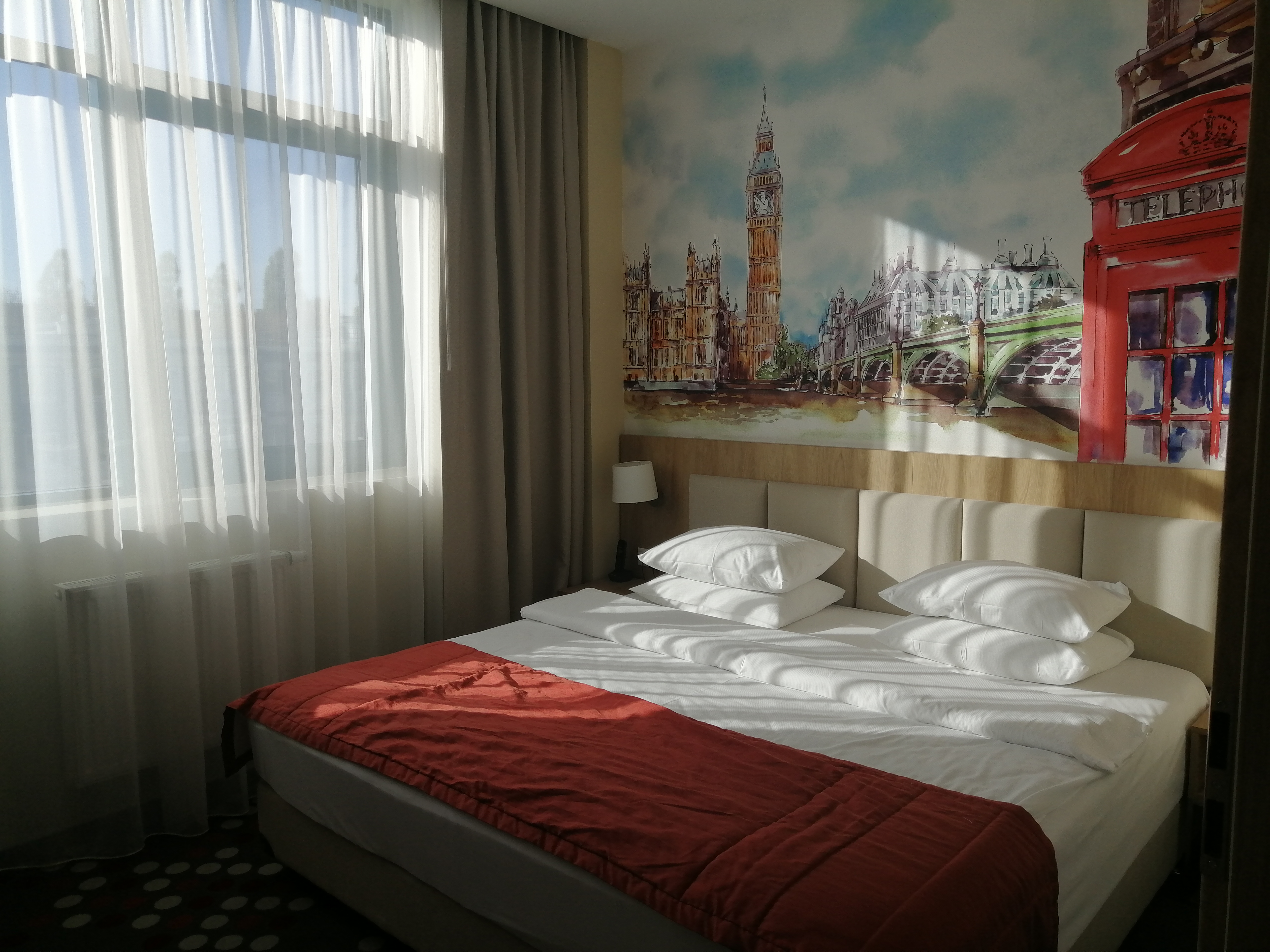 Фото отеля 1