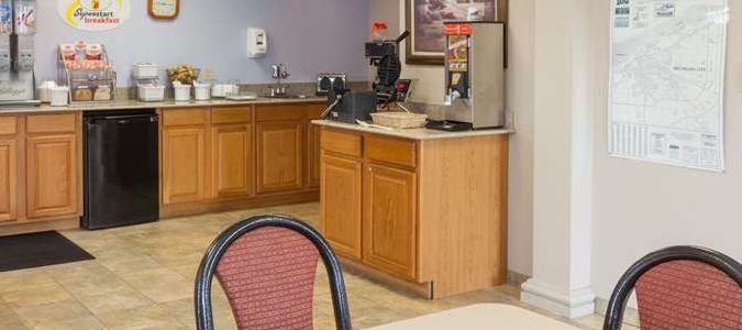 Фото Super 8 by Wyndham Michigan City