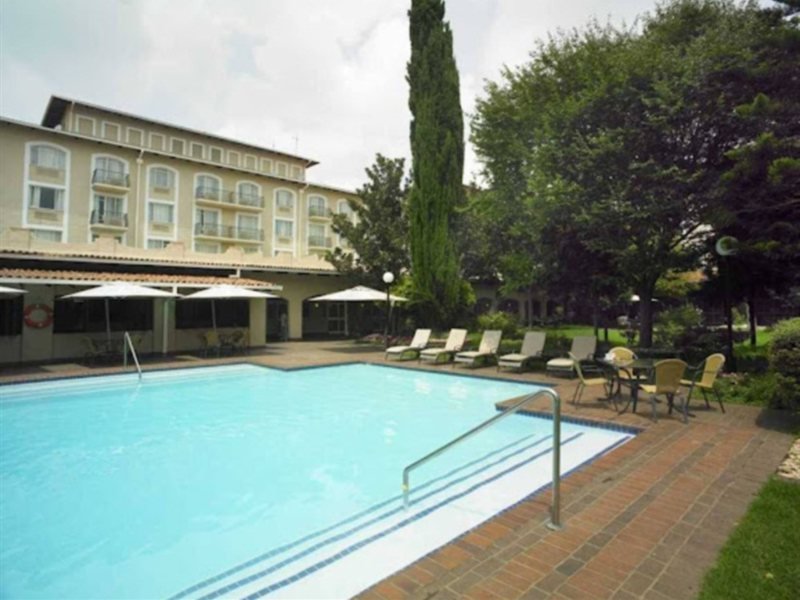 Фото Garden Court O. R. Tambo International Airport