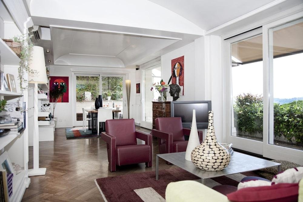 Фото VIA Veneto Luxury Suites