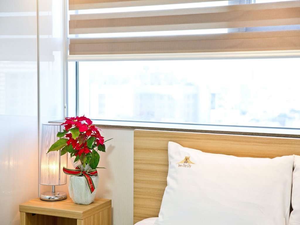 Фото Inn The City Business Hotel