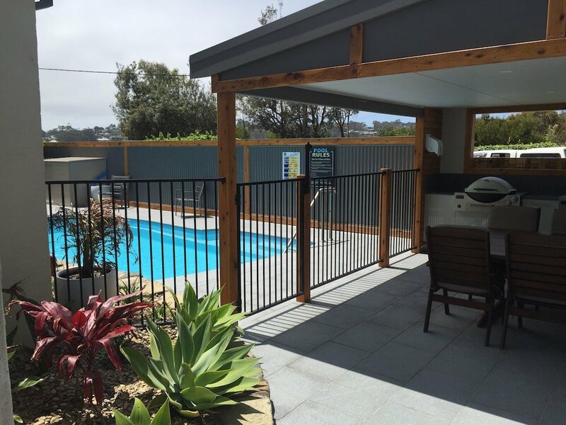Апартаменты Merimbula Lake Apartments